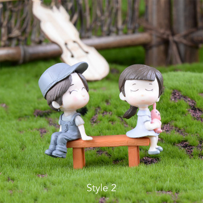 Decorative Couples/Friends Figurines | Multiple Styles